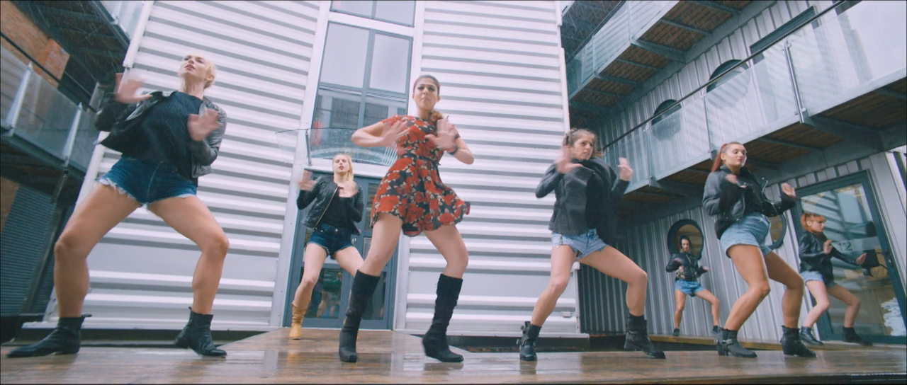 vlcsnap-2024-12-19-21h16m00s520