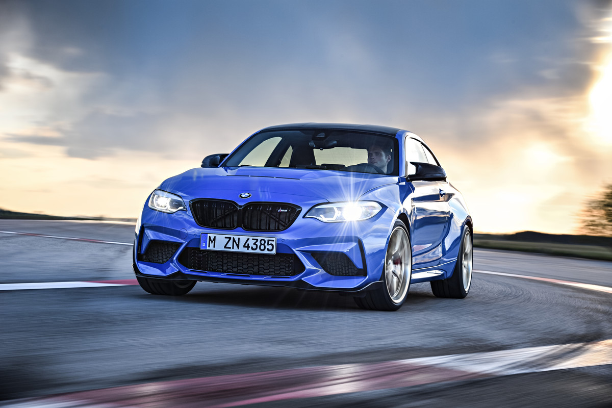 P90374202_highRes_the-all-new-bmw-m2-c