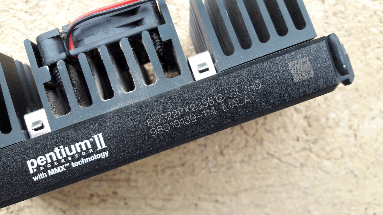 EPOX-EP-61LXA-M-P2-233-17