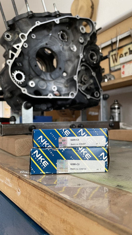 FA5F3258-B276-4559-898A-BD2CC692787C