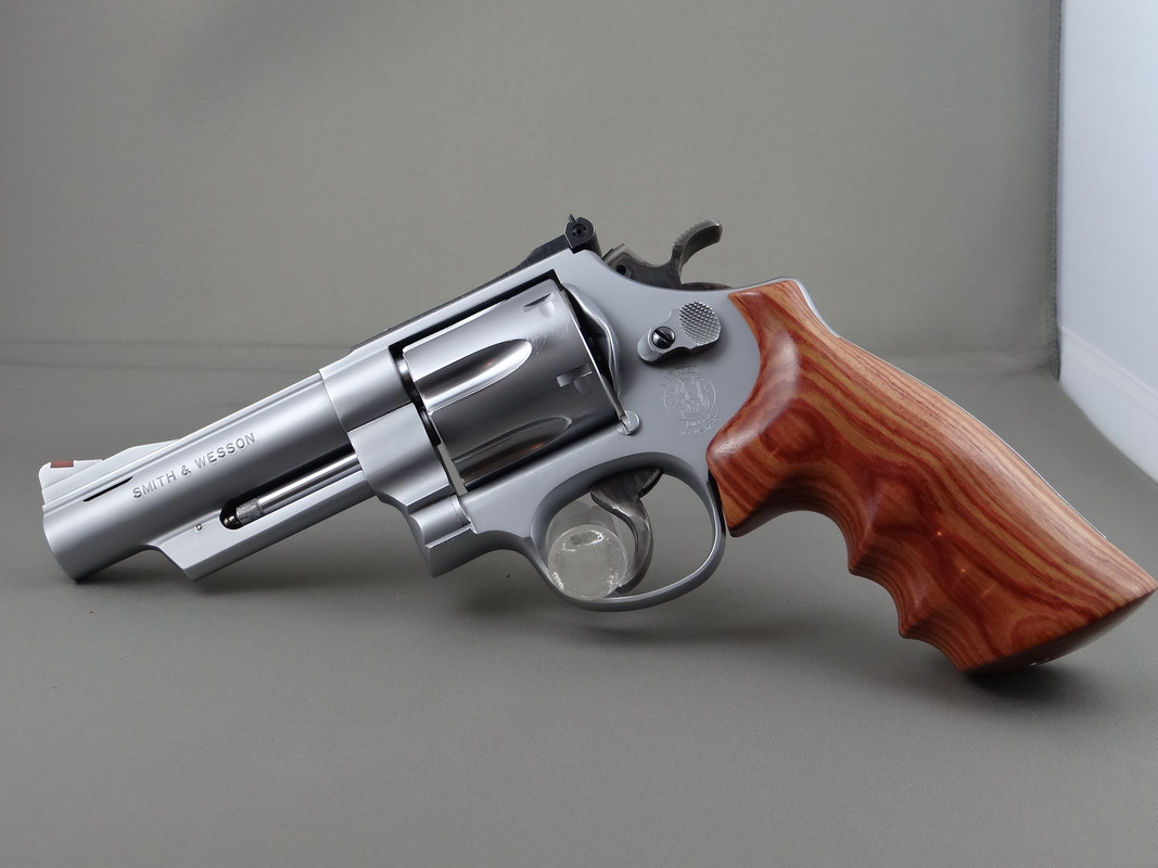 89AE49B1-F23B-412E-9F63-B3E8D2677969