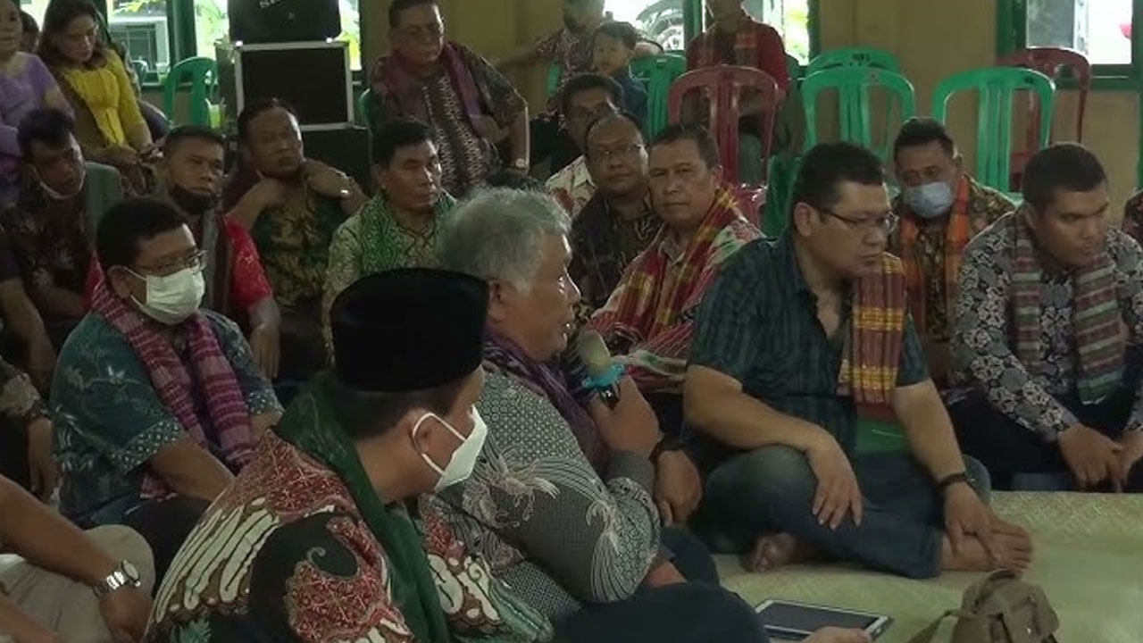 Rangkaian Upacara Nganting Manuk