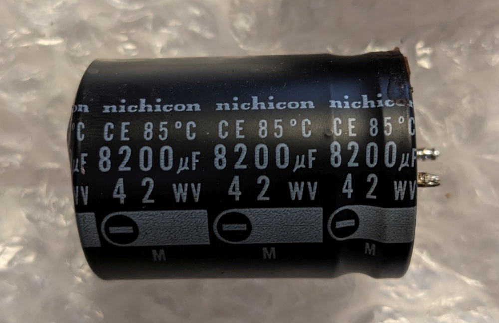 [Bild: nichion-kondensator.jpg]