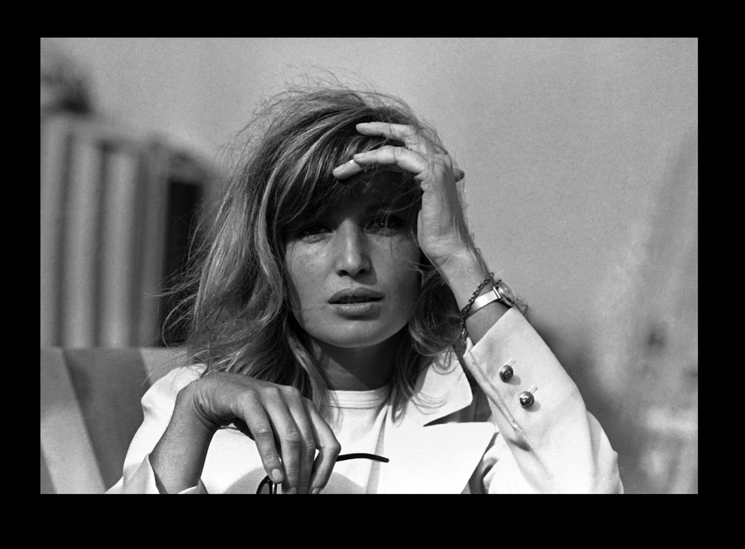 MV5BZWY0ZWJlOGMtZmYxMy00MGI5LWI5N2ItYjljNmNmZjljMWVhXkEyXkFqcGde