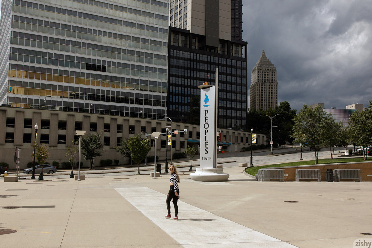 full_029_1028181254049987