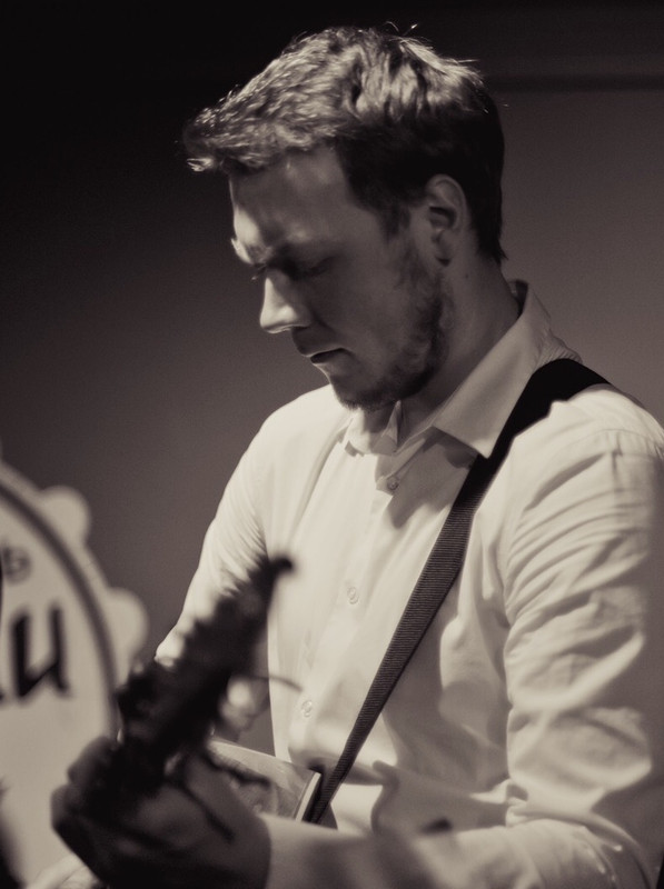 B3DA17D4-3D3F-4976-A9DF-2638E8D083C9