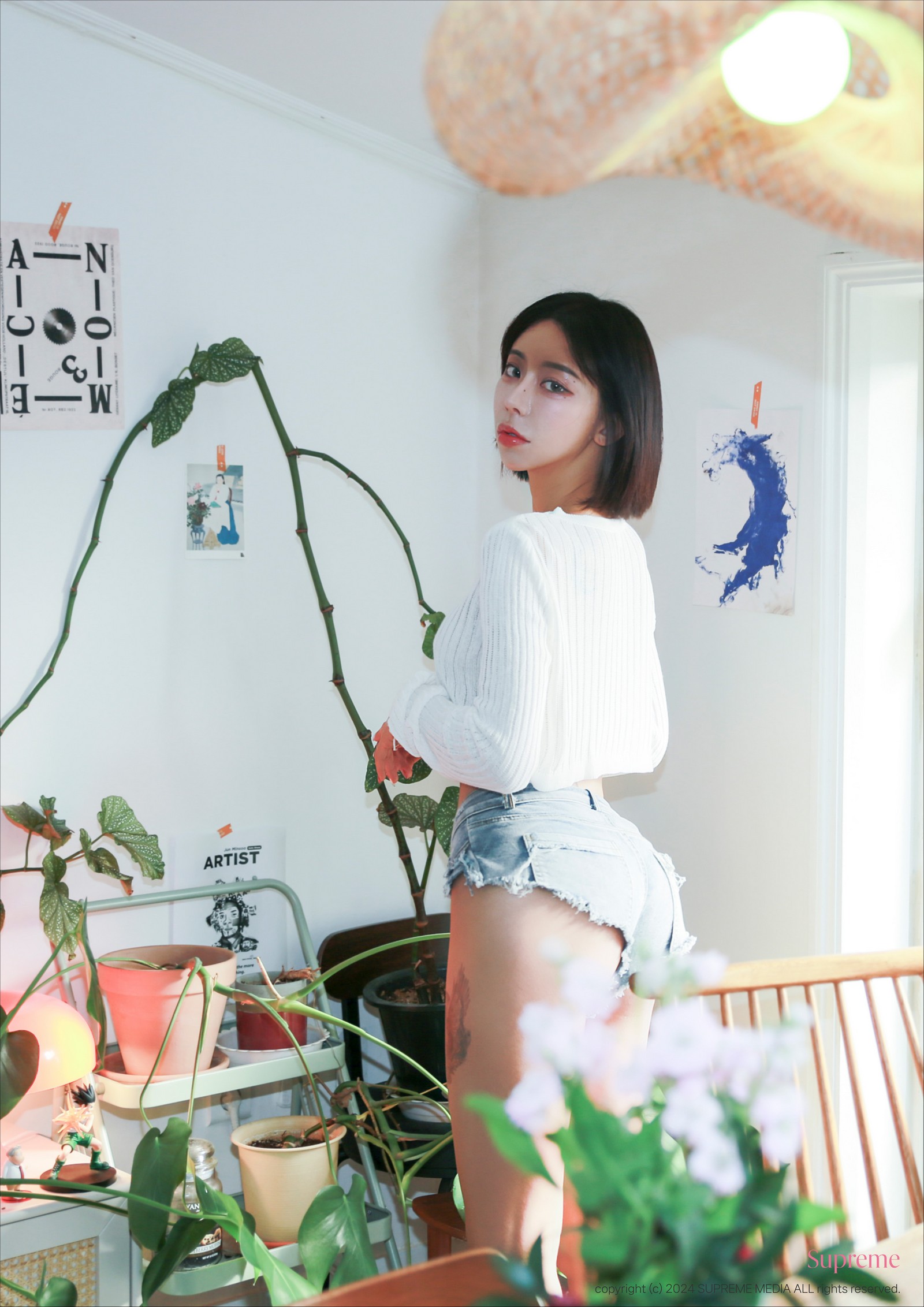 韩国Supreme Magarin Jeans高清写真套图，共75张，资源大小195MB