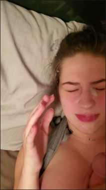 [Image: Cumshots979135118.jpg]