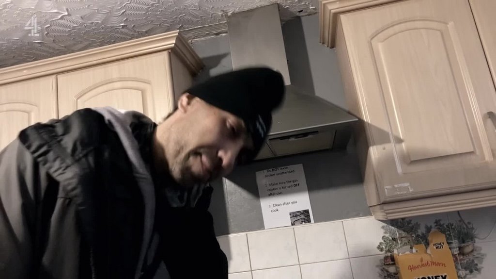 [Image: 2eqdog4do7s3.jpg]