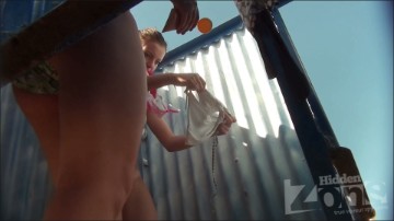 [Image: Voyeur3045155428.jpg]