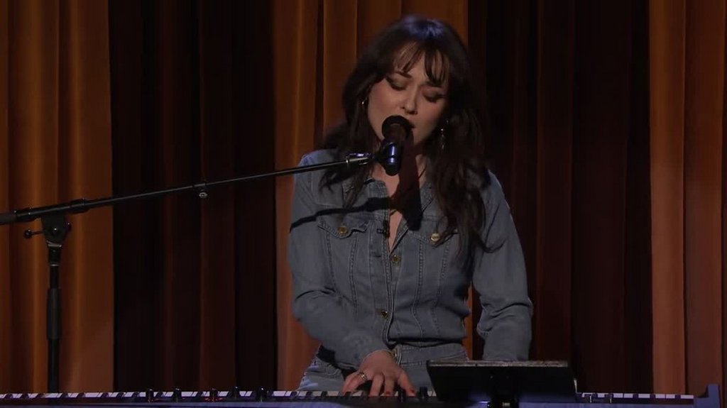 [Image: d3jrmqlcj403.jpg]