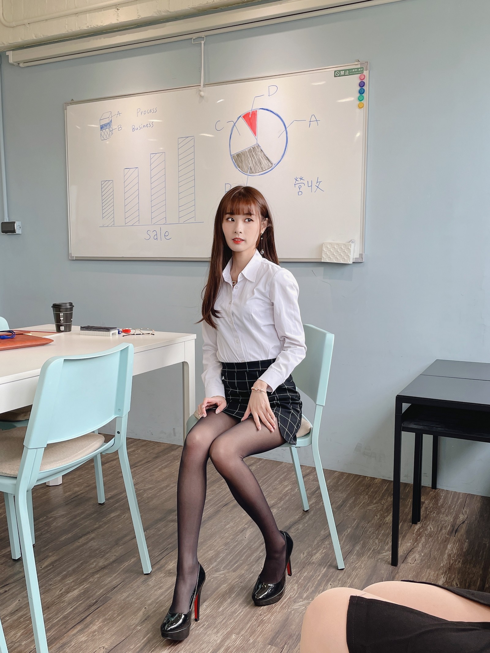 泥泥汝 私房写真合集｜高清写真＋视频资源（350P｜12V｜844MB）插图4