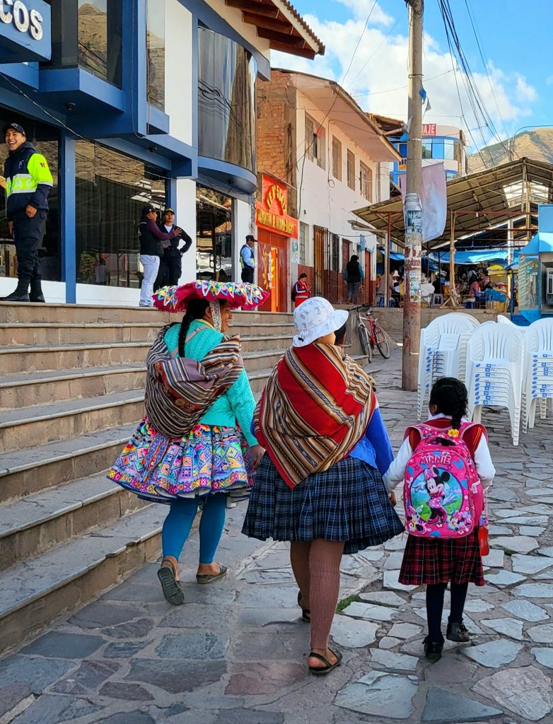 Загадками по мозгам и высотой по организму - тур в Перу, Боливию и Чили