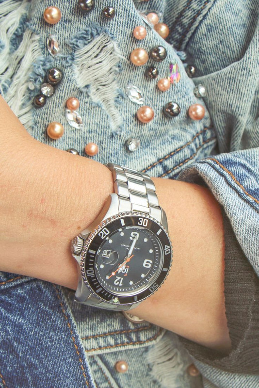 14d4933fa6b1acc4d12b1408f3c8268b