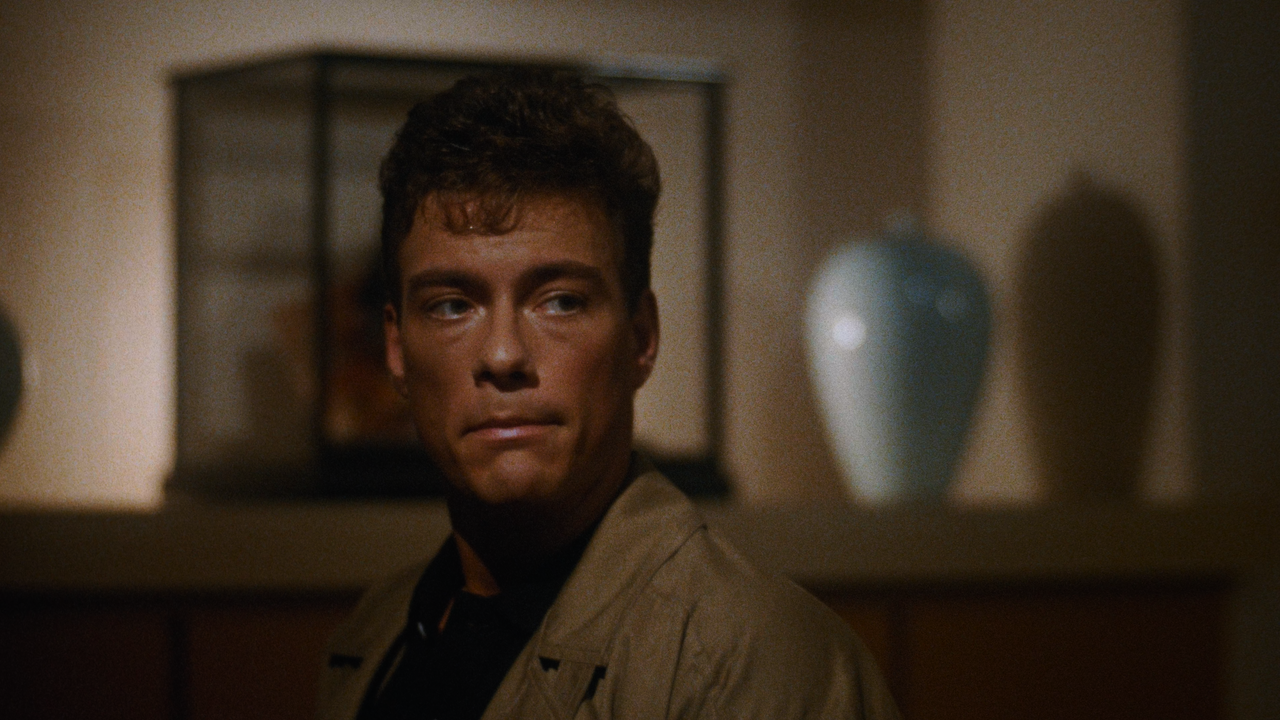 Bloodsport.1988.2160p.UHD.BDREMUX.DoVi.HDR.HEVC-Нечипорук.mkv_snapshot_00.08.55.167