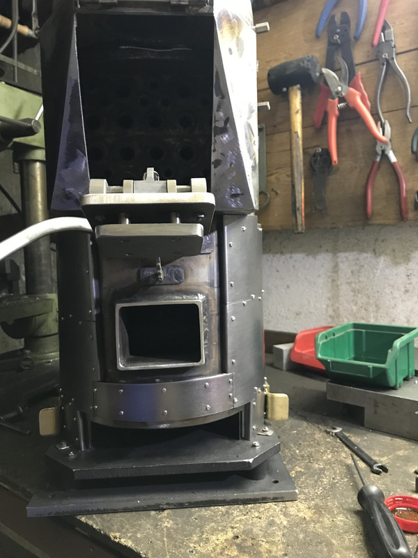 4B2F43D0-484C-42C4-87D0-94BA7F9AE607