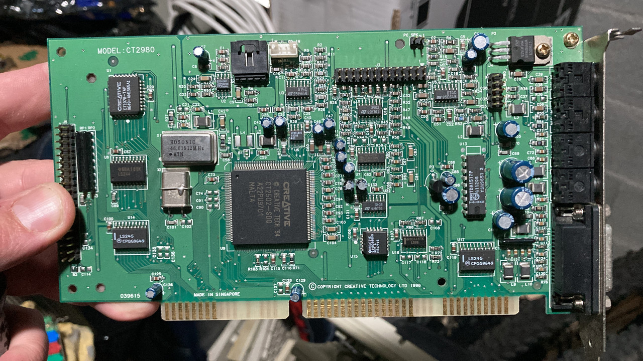 5AECEC5C-96C9-40F2-92DB-684D7ADEDDF8