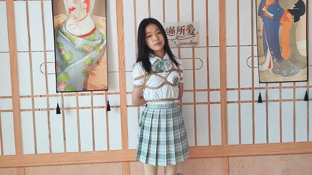 一绳所爱 娜娜口球堵嘴放置及访谈.mp4_20231026_134324.641