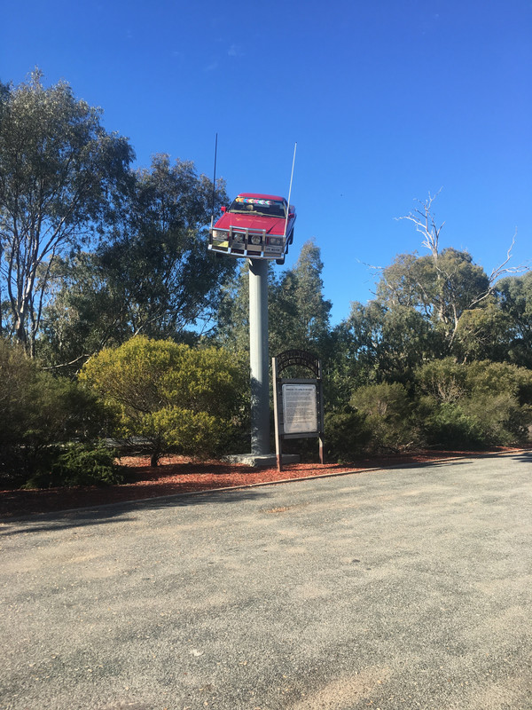 E08C5891-FC58-4481-86BE-B79BEDD67F5D