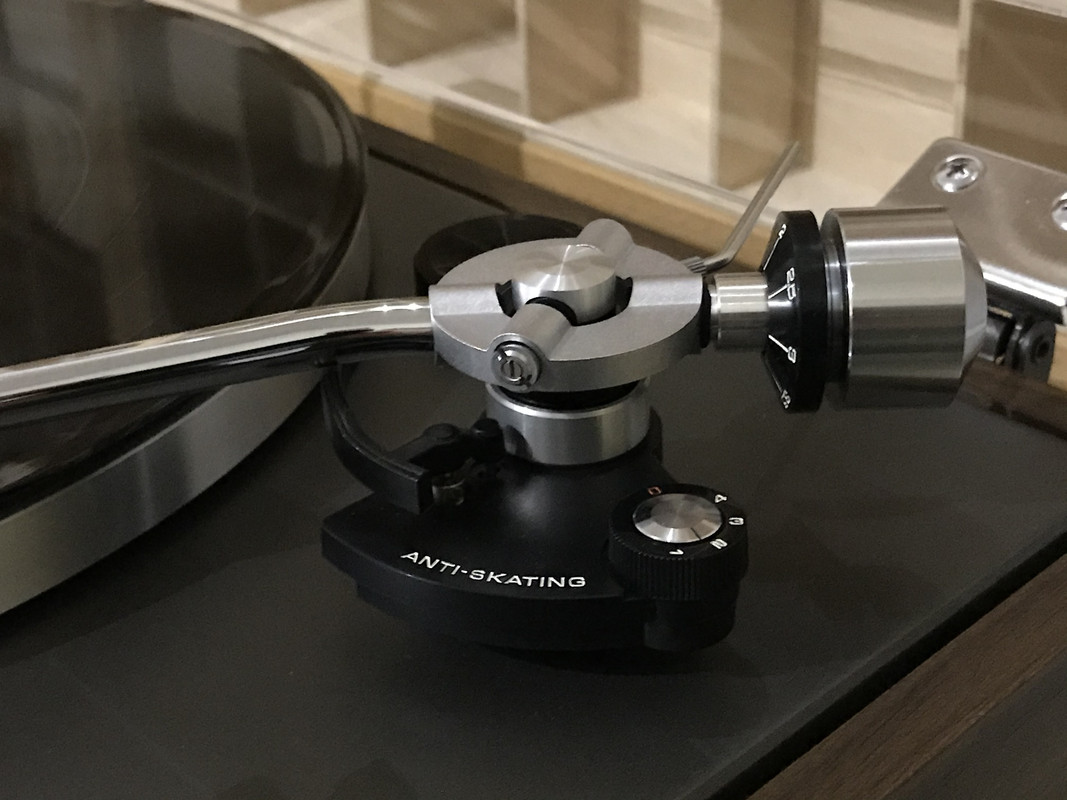 73FEA2C9-51E2-4C39-88CF-2056AA70B0C0