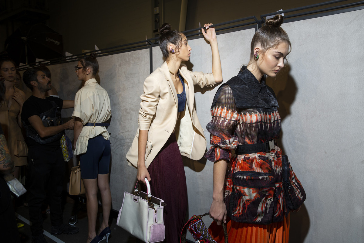 Fendi Spring 2019 Backstage zHgM5KFNfgPx
