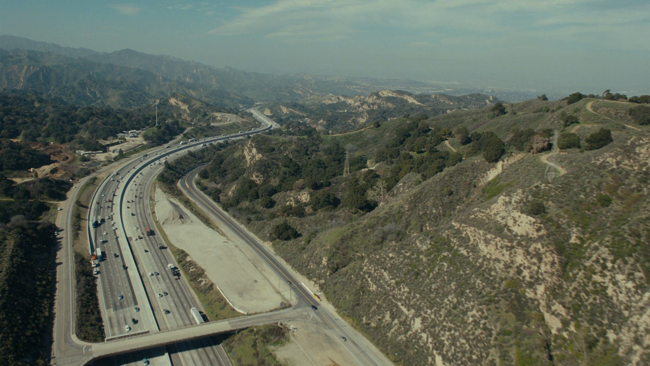 True.Detective.S02E01.Il.libro.dei.morti.d.occidente.1080p.BDMux.ITA.ENG.x264-BlackBit[screenshot 5]