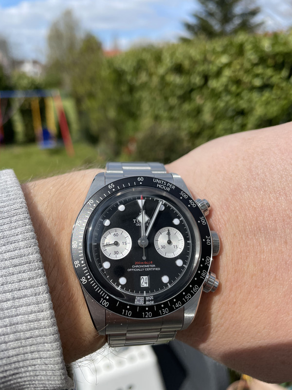 84F859B6-E3B2-4B89-9EF5-1B85CCB374FF