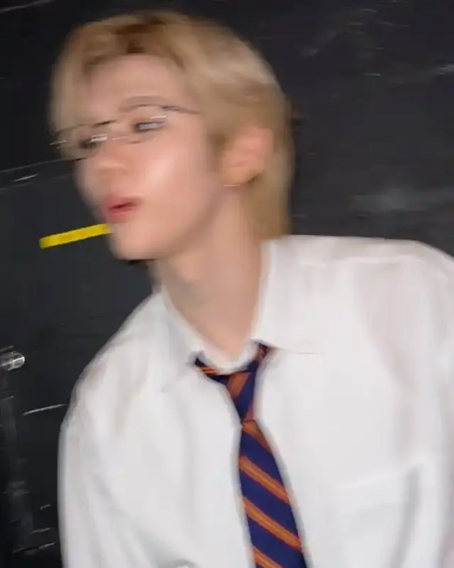 weverse_20250627200828-2_copy_768x960