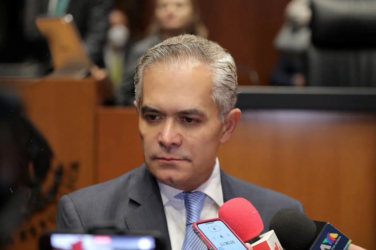 Revira Mancera al Comité Organizador del FAM;