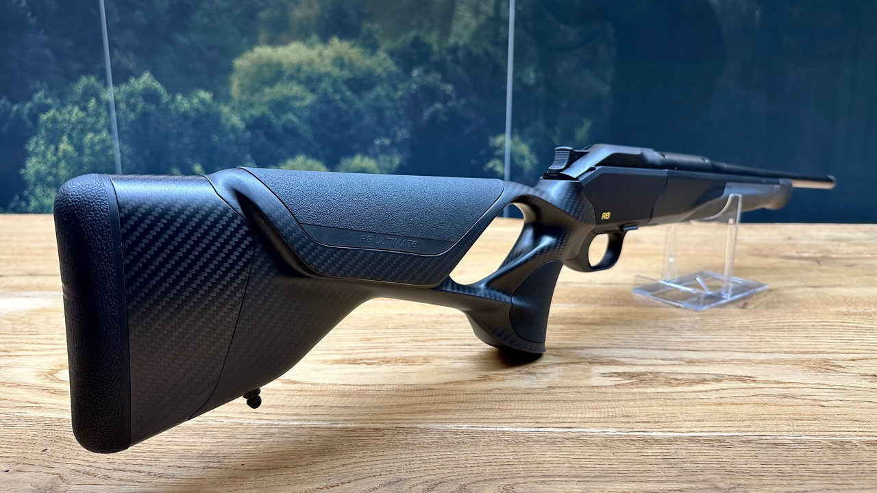 Blaser-R8-Carbon-Links-5