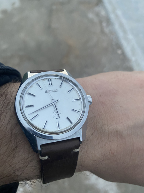 C4428F95-14A6-46DF-805C-745614DEF87B