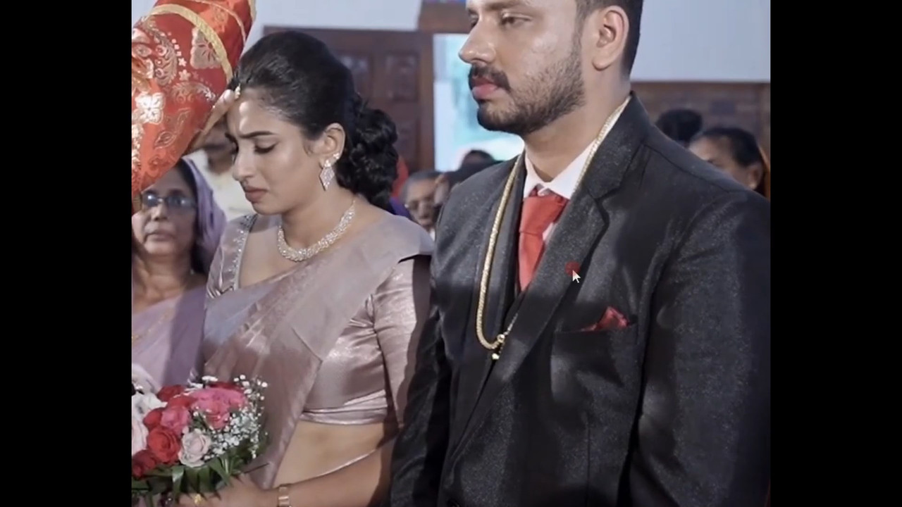 Cute Malayali bride big boobs,tummy and navel slip mkv snapshot 00 20 554 — Postimages