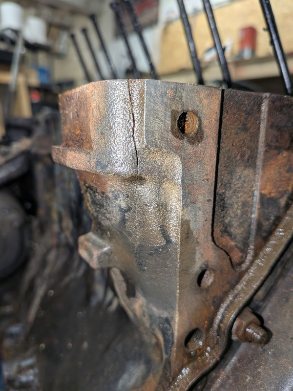 PXL 20260321 171410549 MACRO FOCUS