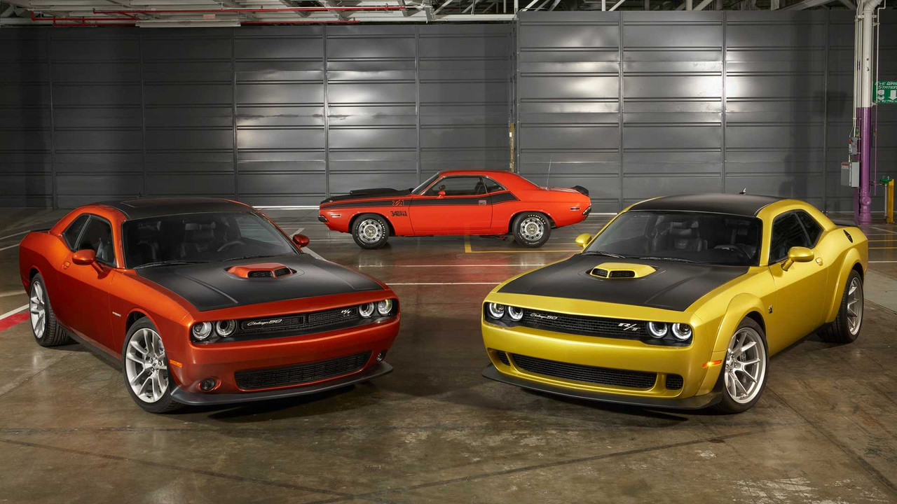2020 Dodge Challenger 50th Anniversary Edition (21)