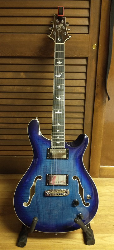 PRS-SE-HBII-Faded-Blue-Burst.jpg