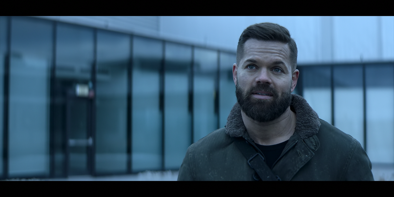 The.Expanse.S05E08.Hard.Vacuum.1080p.10bit.BluRay.AAC5.1.HEVC-Vyndros.mkv_snapshot_19.53_[2024.03.17