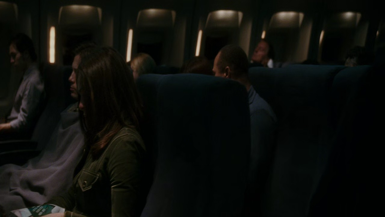 Flightplan-2005-Hindi-English-Blu-Ray-720p-HEVC-Opus-2ch-ESub-mkv-0001