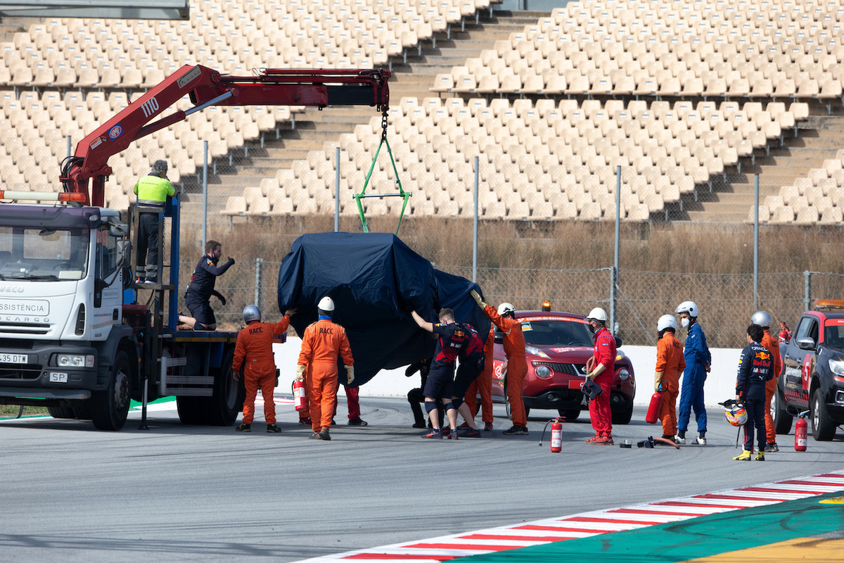 [Imagen: f1-test-barcellona-day-2-gallery-fotografica-160.jpg]