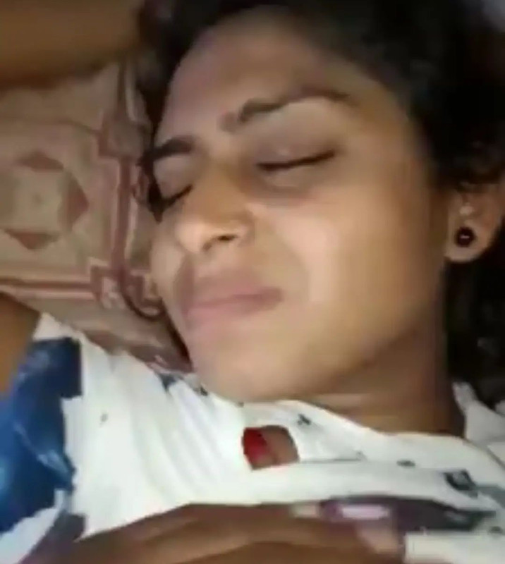 Desi hot girl sex in popular style MMS