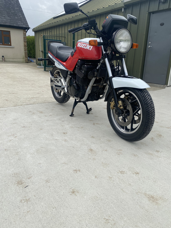 27336808-4787-4297-89F5-55B11CC3A05E