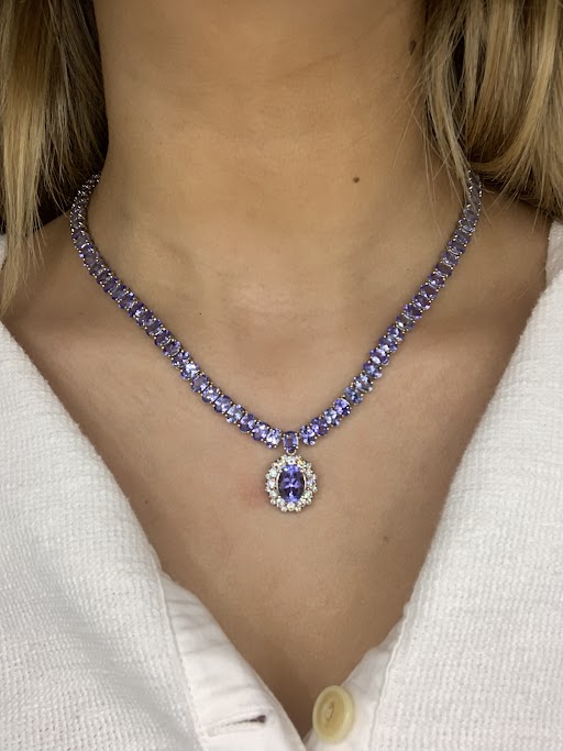 AIGL 14K WHITE GOLD TANZANITE & DIAMOND NECKLACE 7X5-10X8 MM