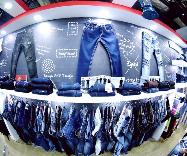 Men Denim Jeans Manufacturers in Delhi - White Apple