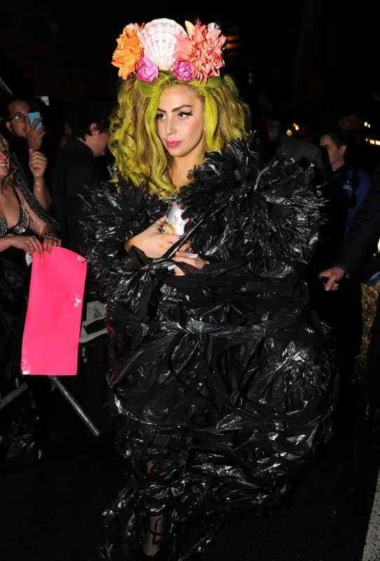 4-4-14-Leaving-Roseland-Ballroom-in-NYC-