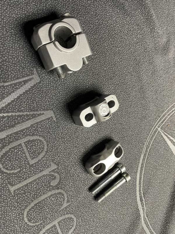 CAED88C0-A048-43F3-BEF7-AC88E197B72C