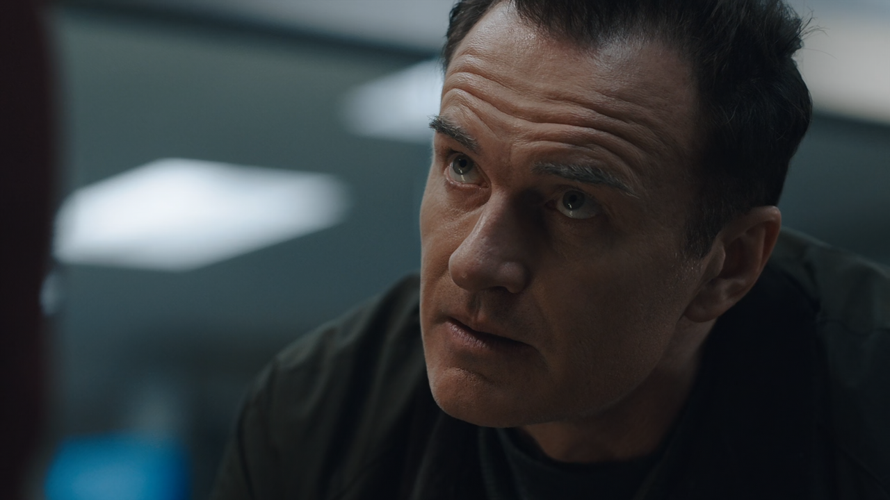 FBI.Most.Wanted.S01E09.Reveille.(2).1080p.10bit.AMZN.WEB-DL.DDP5.1.HEVC-Vyndros.mkv_snapshot_17.27_[