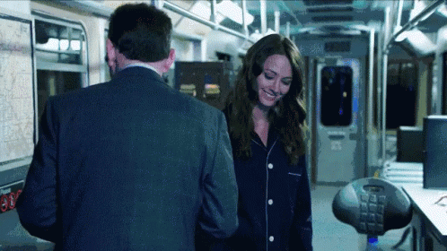 43-C27-E3-F-69-A2-49-D8-879-F-951064984056.gif