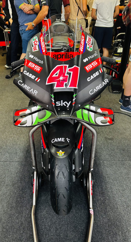 3CB698DA-76AD-40DE-A7BB-93C8FF9D0BCD