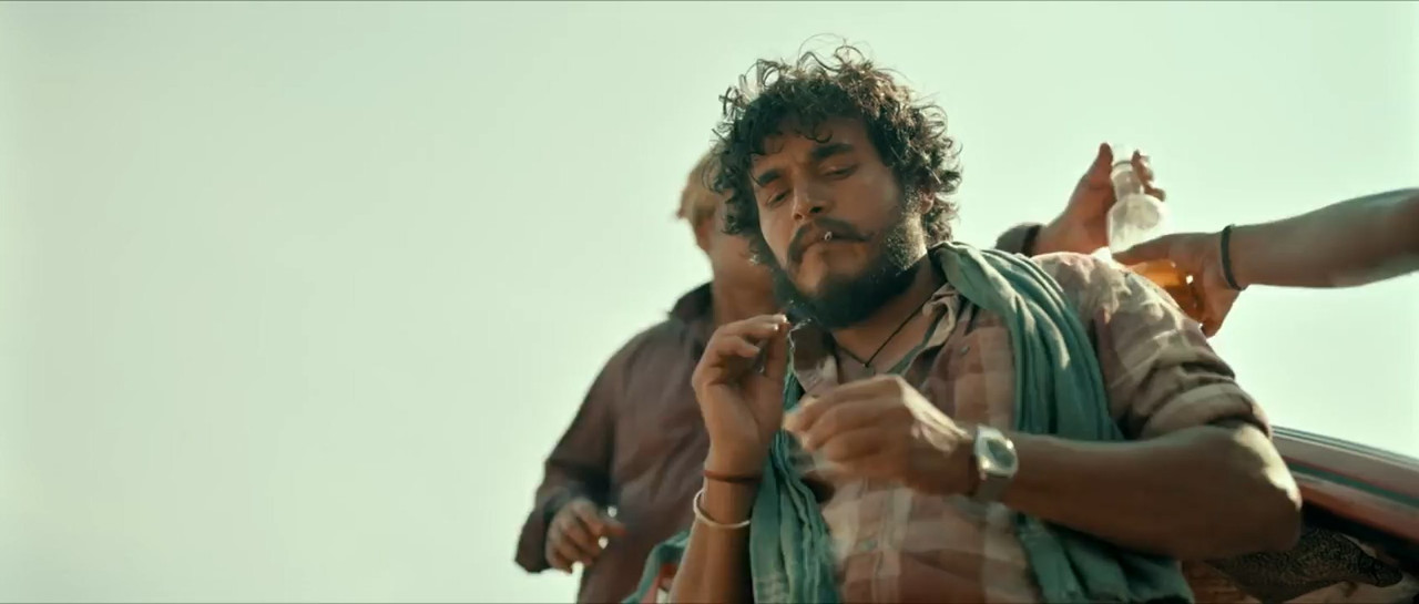 Kerebete 2024 WebRip [Hindi + Kannada] 480p 720p ESub Screenshot