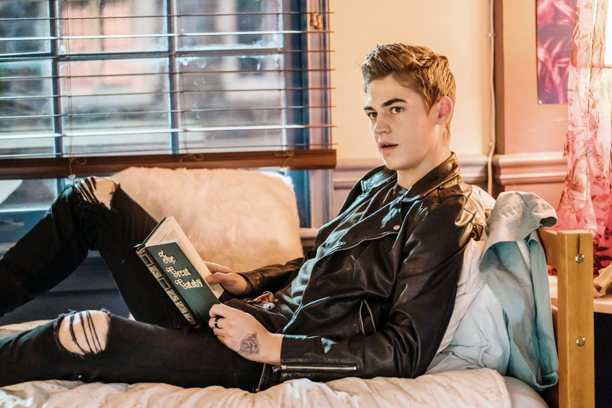 Hero-Fiennes-Tiffin-May-Play-a-Bad-Boy-in-After-but-He-s-Totally-Swoon-Worthy-Off-Screen-jpeg