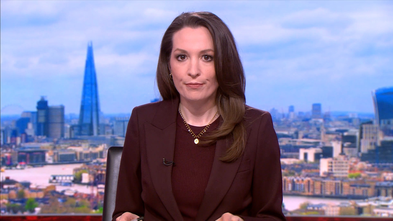 BBC London News_20230416_17501755.ts_snapshot_03.12.345